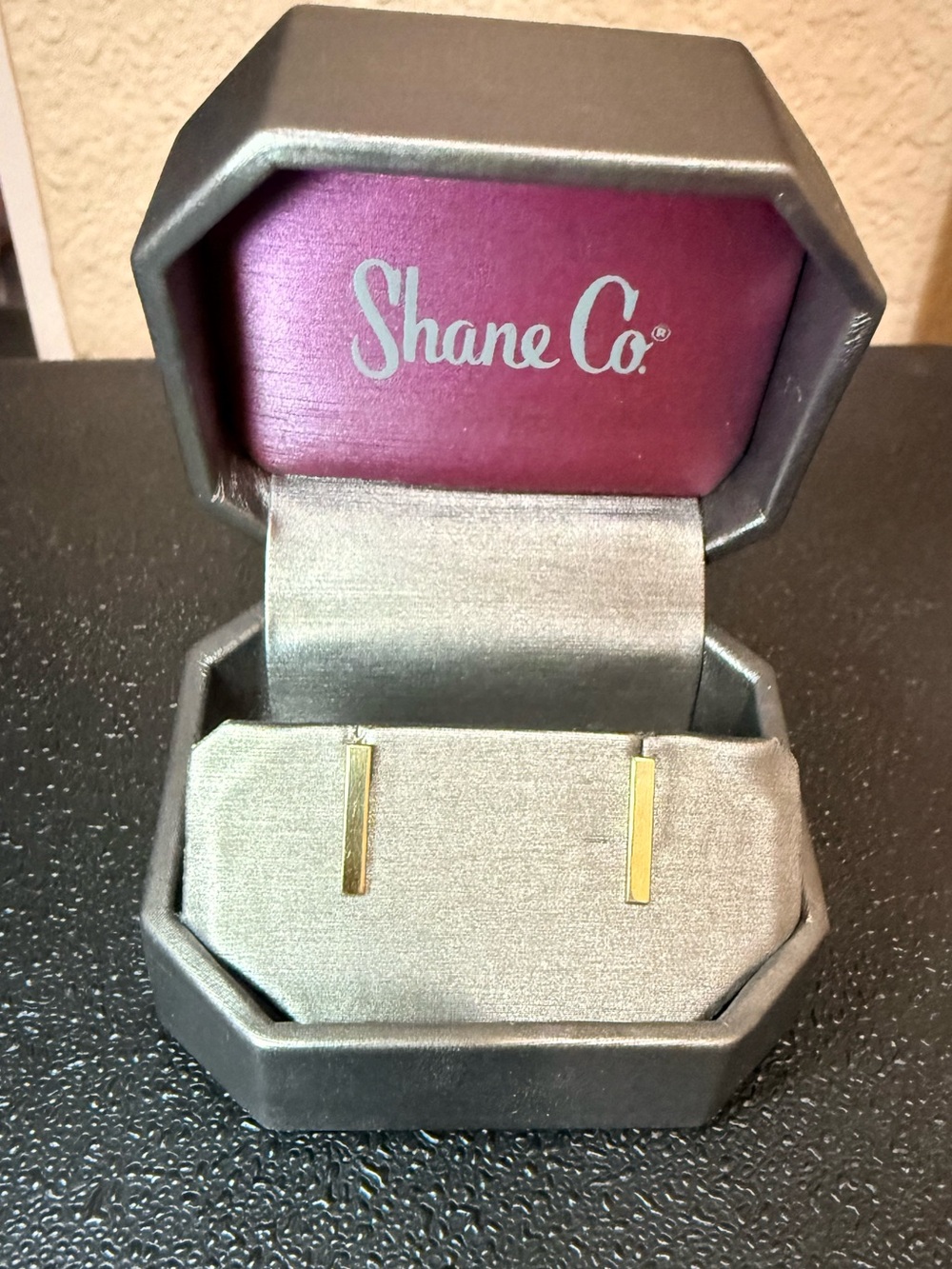 Shane Co. 14K Yellow Gold Bar Stud Earrings | Minimalist | 585 | Like New